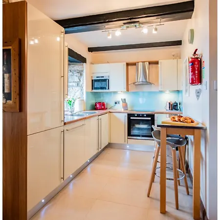 Apartment The Wheel House *